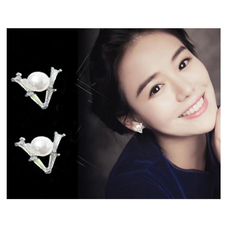 Wholesale shaped Pearl Earrings Female Korean Temperament crystal Earrings Ladies Small Earrings wholesale Jewelry from China VGE172