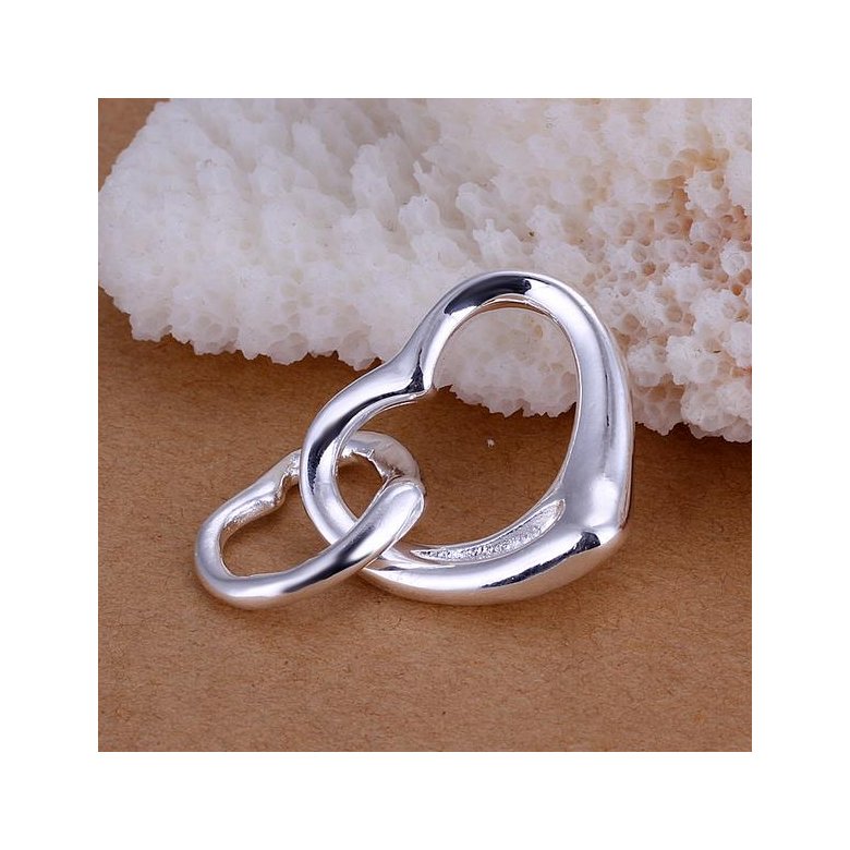 Wholesale Romantic Silver Heart Pendants TGSPP003