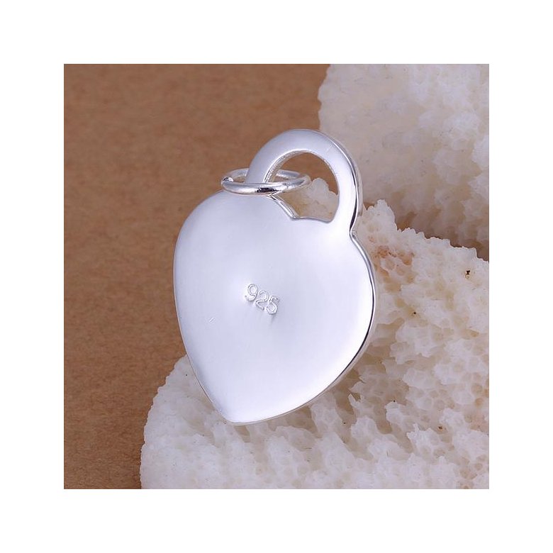 Wholesale Romantic Silver Heart Pendants TGSPP065