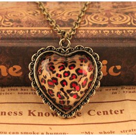 Wholesale Hot Selling Free Shipping Vintage Jewelry Leopard Love Heart Pendant Necklace VGN008