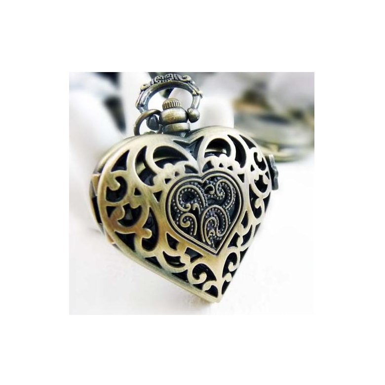 Wholesale Hollow Heart Retro Watch Digital Dial Quartz Pocket Watch Sweater Chain Bronze Vintage NEW Arrival sweater chain VGN012