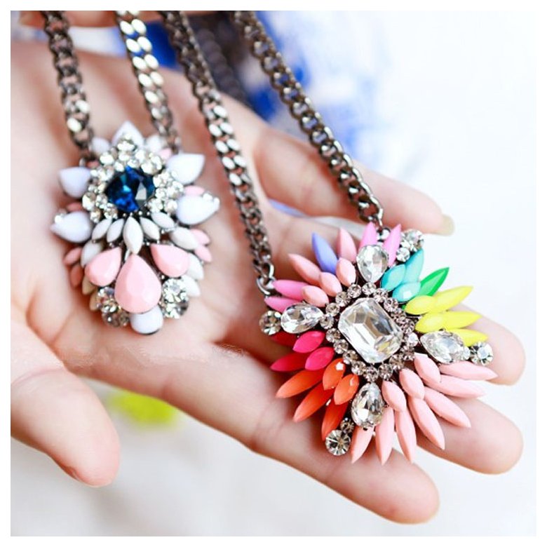 Wholesale Fashion Crystal Necklaces Colorful Crystal Gem Flower Bead Pendant Statement Necklace Choker Collar Necklace for Women VGN022